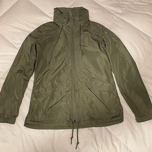 Mountain Hardware Army Green Light Travel Jacket Hideaway Hoodie Windbeaker S